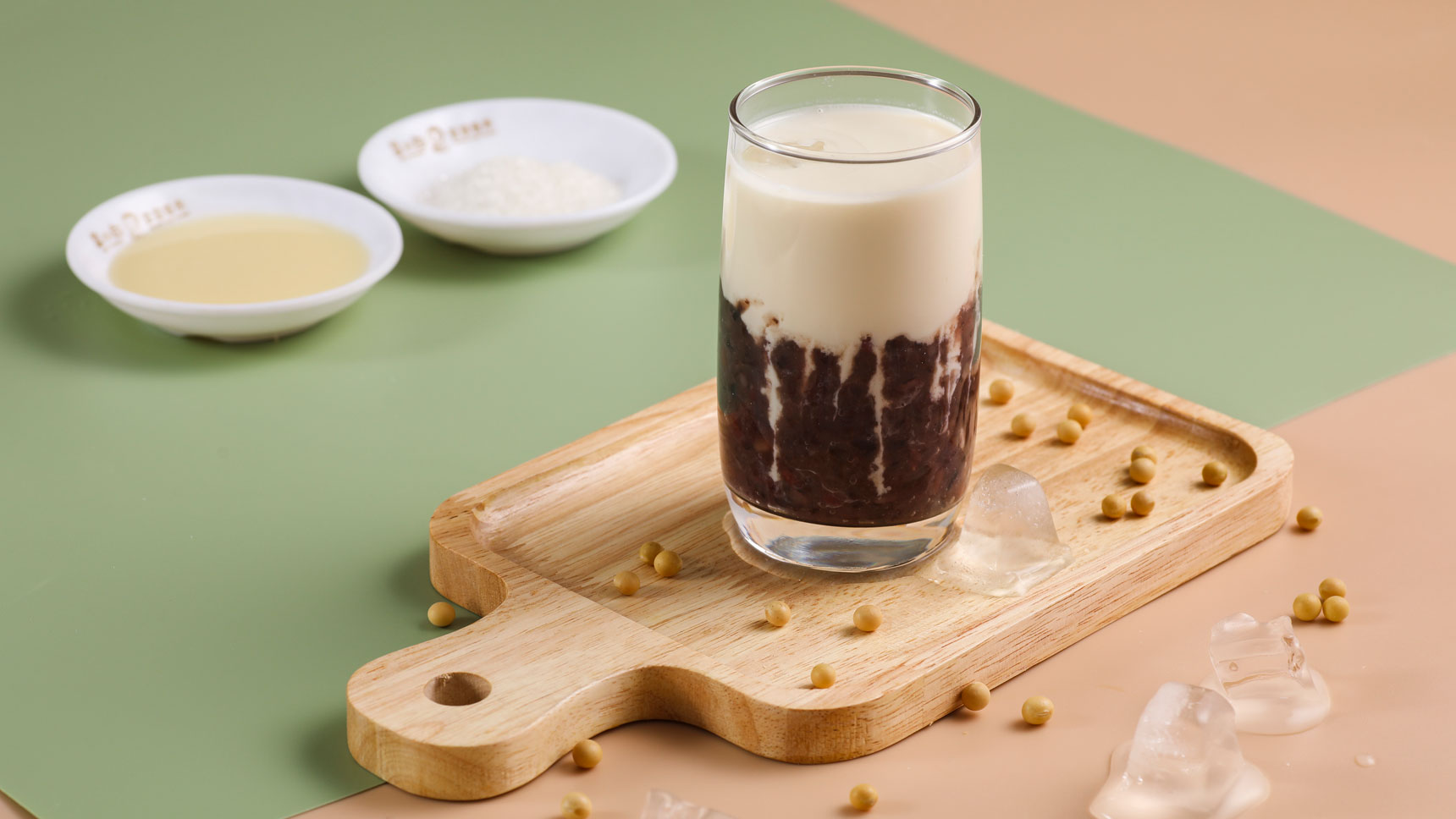 小白現(xiàn)磨豆?jié){加盟